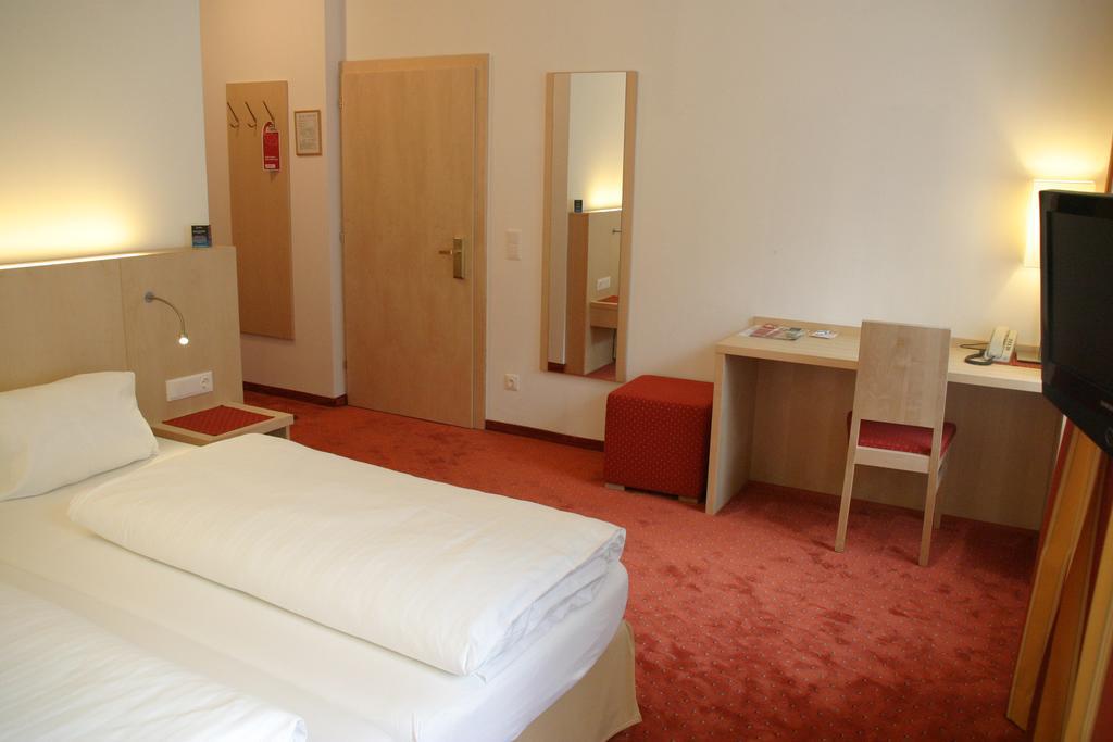 Austria Classic Hotel Heiligkreuz Hall in Tirol Exterior foto
