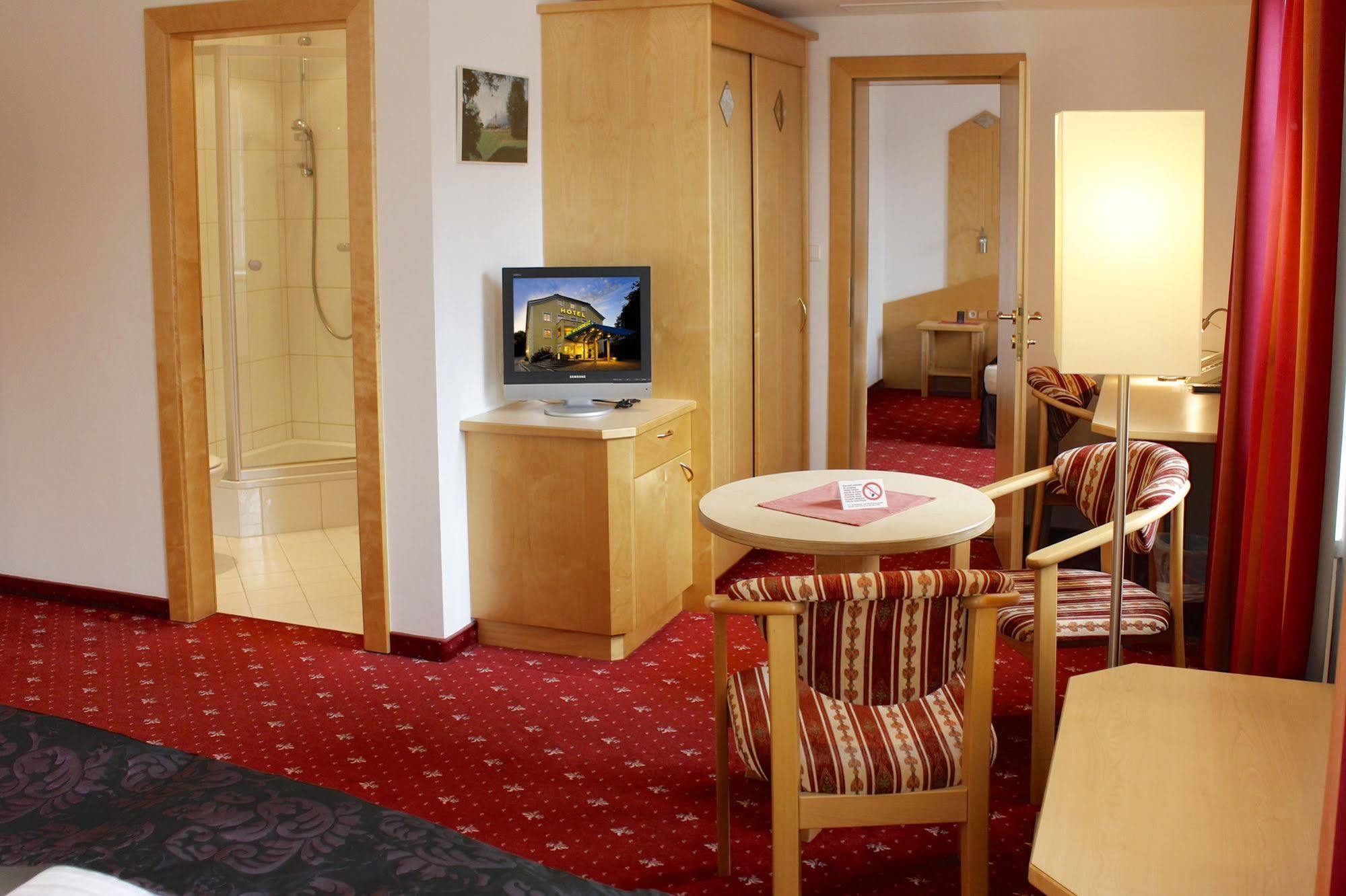 Austria Classic Hotel Heiligkreuz Hall in Tirol Exterior foto